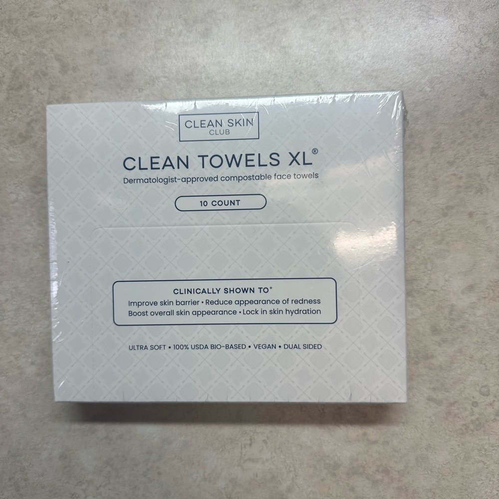 Clean Skin Club White Clean Towels XL